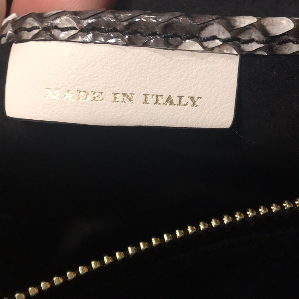 Sold NWT Burberry Python Buckle Handbag - Picture 4 of 8